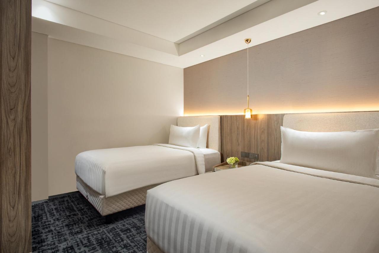 Oakwood Suites Kuningan Jakarta Exterior photo